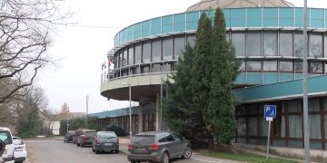Frakk, a macskák réme