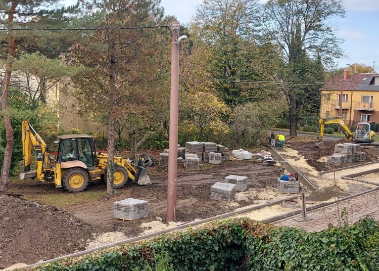 Épül a Párta utcai parkoló (képgaléria)