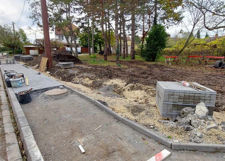 Épül a Párta utcai parkoló (képgaléria)