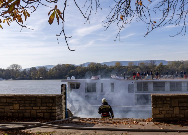 Tűzoltó gyakorlat (képgaléria)