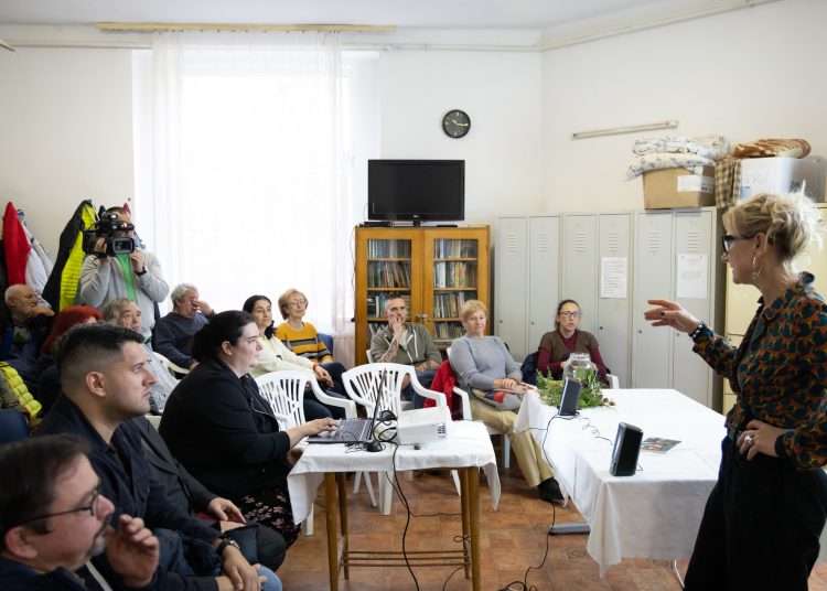 Fedél nélkülinek lenni állapot