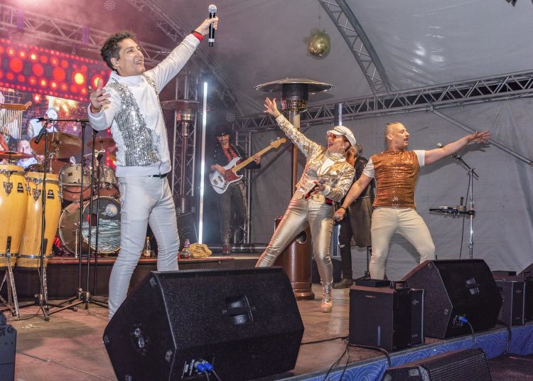 Szilveszter Vácon: tömeggel és jó hangulattal búcsúzott az óév