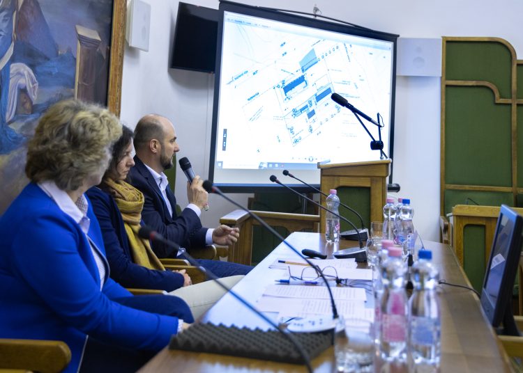 Telt házas volt a lakossági fórum