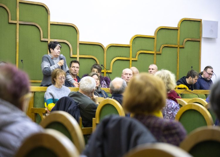 Telt házas volt a lakossági fórum