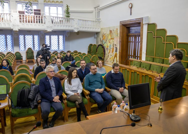 Hétfőn délelőtt zárult a tájépítész egyetemisták gyakorló programja Vácon (képgaléria)