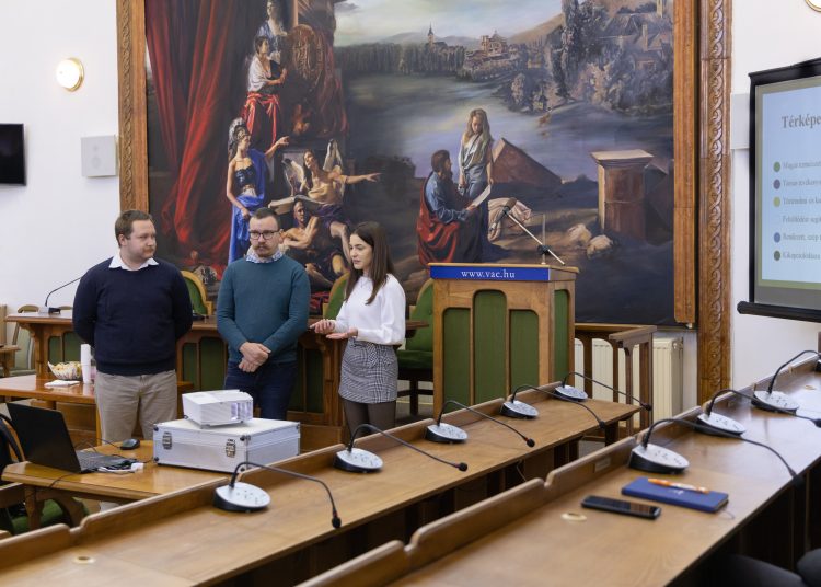 Hétfőn délelőtt zárult a tájépítész egyetemisták gyakorló programja Vácon (képgaléria)