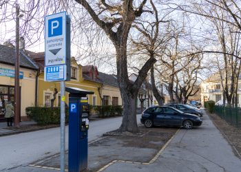 Egyre több automatánál lehet bankkártyával fizetni a parkolásért
