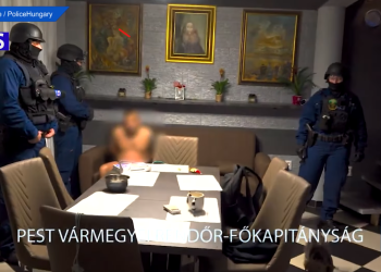 Több tucatnyi kommandós és rendőr csapott le a dílerekre Csörögön és Erdőkertesen – videóval
