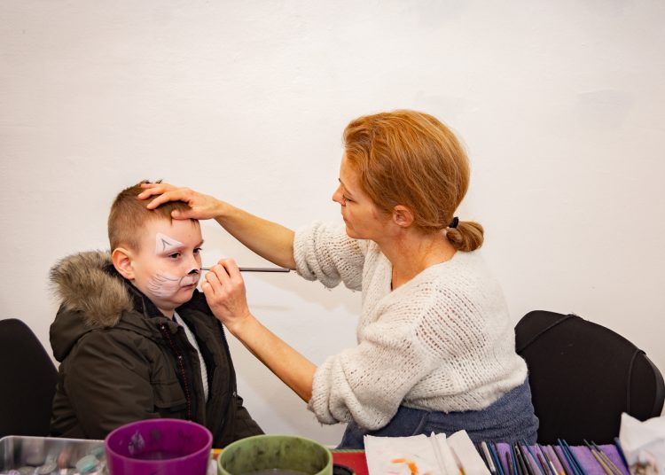 Főtéri Farsangi Forgatag