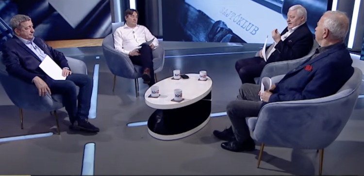 A Fidesz válasza a kegyelmi botrányra: Bayer Zsolt utcai erődemonstrációra hívja a híveket, a Megafon milliókból ontja a propagandát