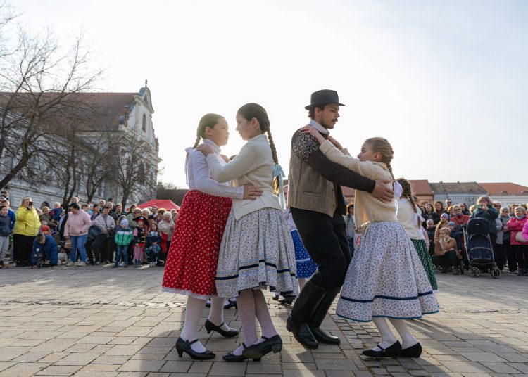 Elindult a casting – gőzerővel keresi a Fidesz Novák Katalin utódját
