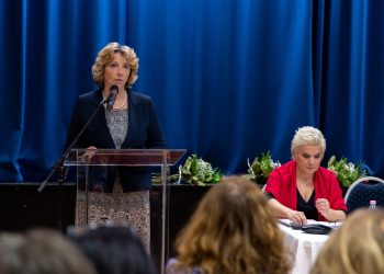 Szakmai konferencia a fiatalokért