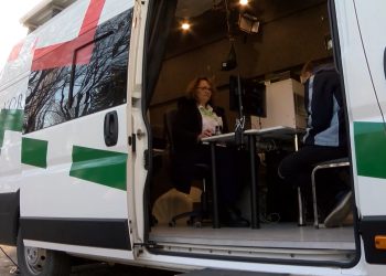 Busz is segíti a felvételi eljárást