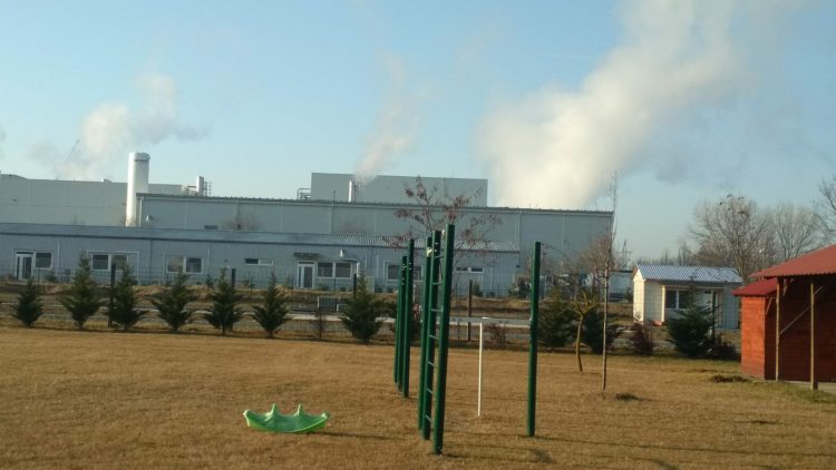 Születési rendellenességeket okoztak a dél-koreai Samsung-gyár veszélyes munkakörülményei