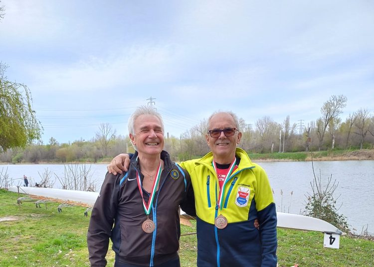 Váci evezősök dobogós hétvégéje