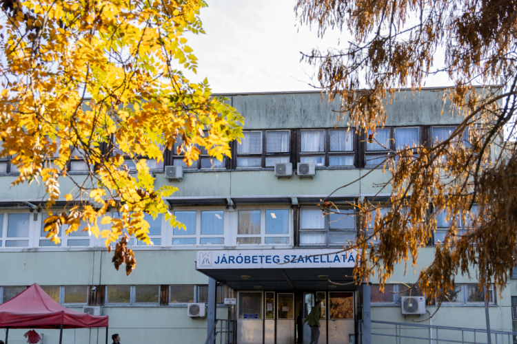 A Fidesz ismét elővette a szakrendelő felújítását, az ellenzék arra emlékeztetett, hogy már hat éve ígérgetik