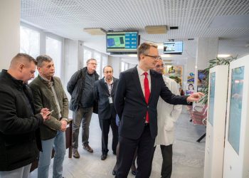 A háziorvosok zöme nem tudja használni, mégis új időpontfoglalási rendszer indul júliustól a szakrendelőkben