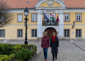 Felújítások sora zajlott Vác főterén is