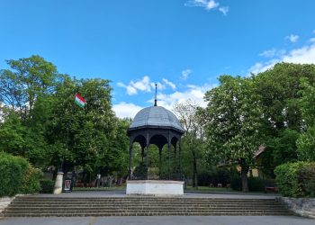 Borongósan indul a hét