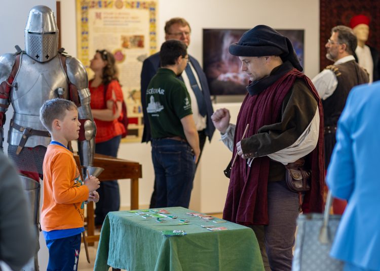 VASÁRNAP IS FOLYTATÓDNAK A CSALÁDI PROGRAMOK A FŐTÉREN