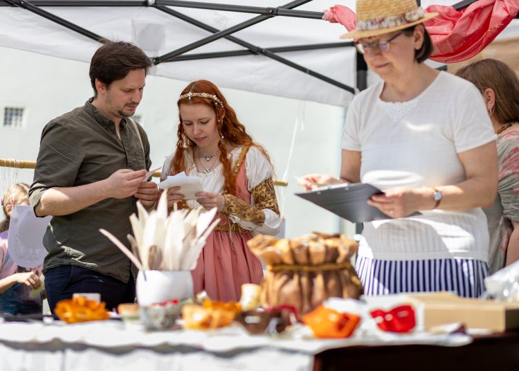 VASÁRNAP IS FOLYTATÓDNAK A CSALÁDI PROGRAMOK A FŐTÉREN