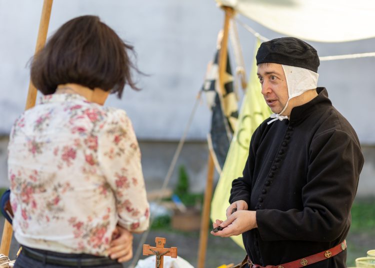 VASÁRNAP IS FOLYTATÓDNAK A CSALÁDI PROGRAMOK A FŐTÉREN