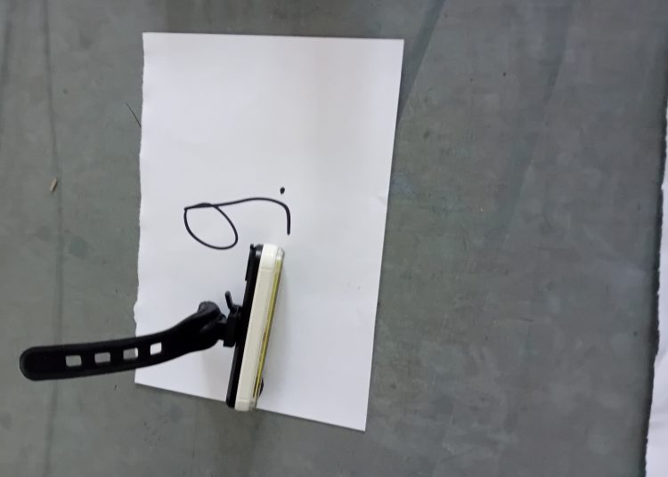 Kerékpárokról lopott lámpák tulajdonosait keresik a váci rendőrök