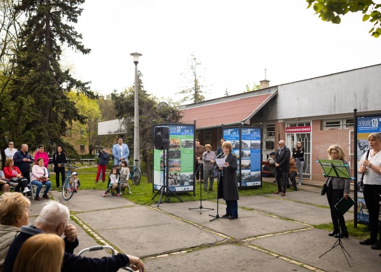 Galéria: sokan érkeztek a Deákvár 125 kiállítás megnyitójára