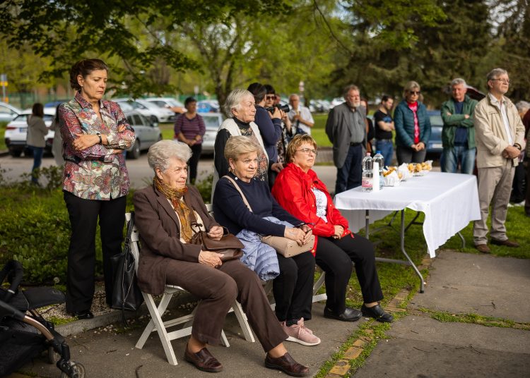Galéria: sokan érkeztek a Deákvár 125 kiállítás megnyitójára