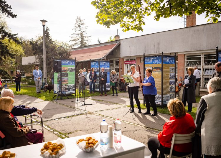 Galéria: sokan érkeztek a Deákvár 125 kiállítás megnyitójára