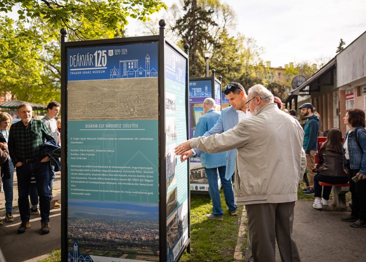 Galéria: sokan érkeztek a Deákvár 125 kiállítás megnyitójára