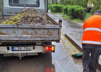 Képek: az esős idő ellenére is városszerte dolgozott a városfejlesztő