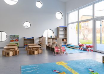 Megérkeztek az első kisgyermekek az új váci bölcsődébe