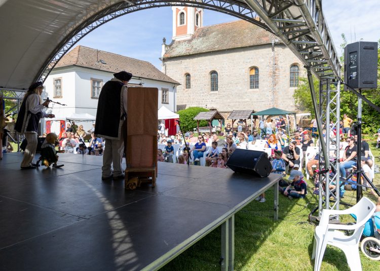 Ilyen volt a reneszánsz hétvége Vácon (képgaléria)