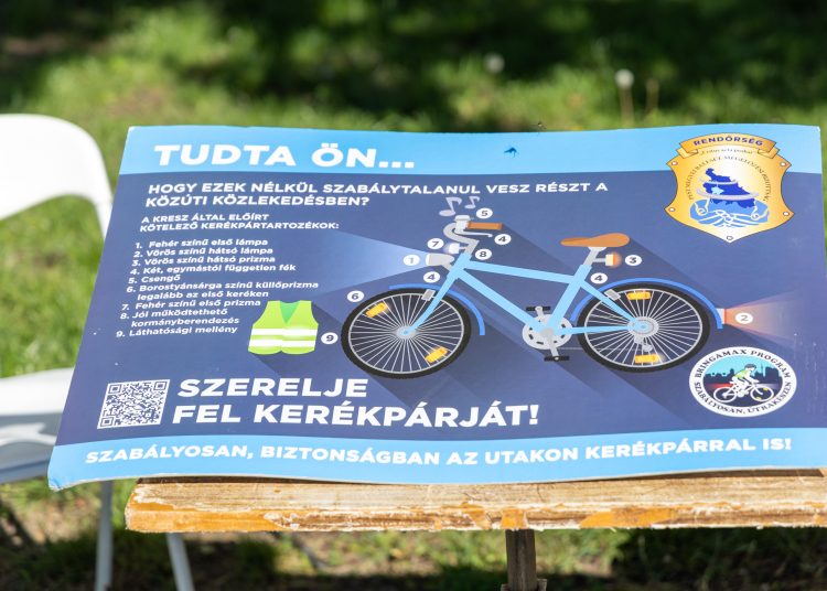 Rengeteg fiatal bringás: ilyen volt a Tour de Vác (fotógaléria)