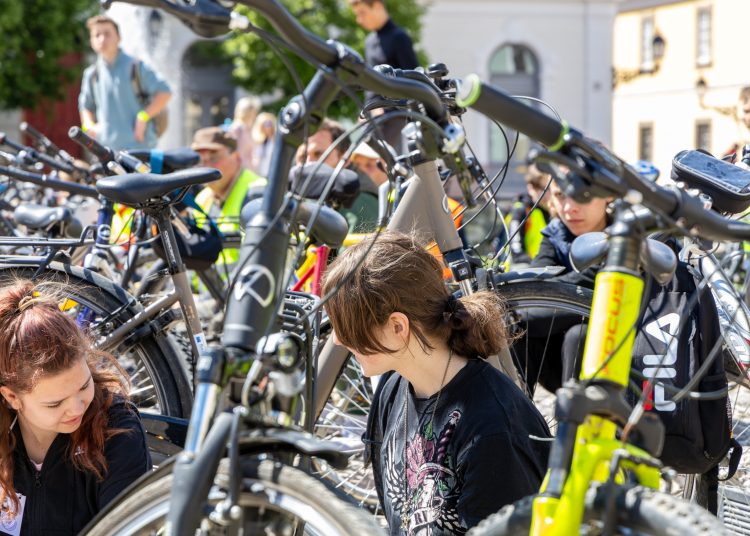 Rengeteg fiatal bringás: ilyen volt a Tour de Vác (fotógaléria)
