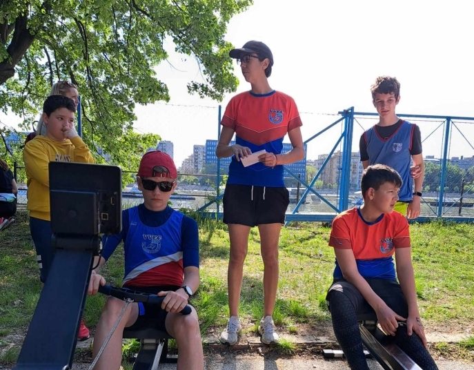 4 érmet szereztek a VVEC utánpótlás sportolói a regionális evezős duatlonon