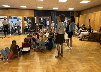 Több mint száz hangszer próbálható ki a Hangszert a kézbe kiállításon