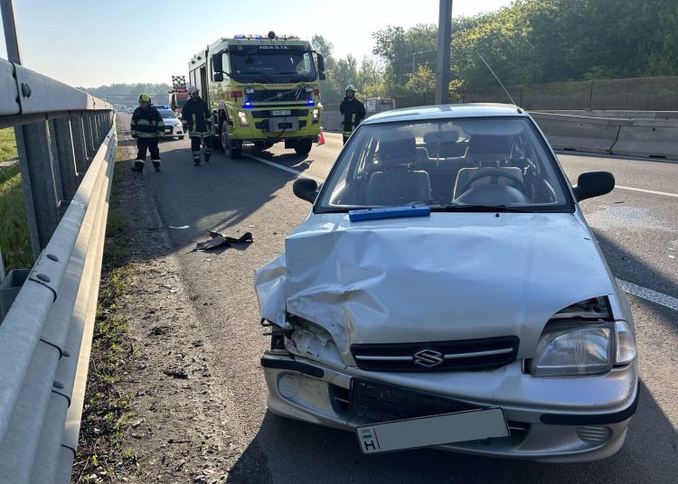 Újabb karambol az M2-esen