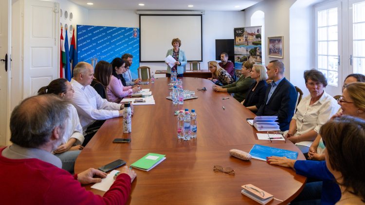 Megtartotta éves rendes ülését a váci Fogyatékosügyi Tanács