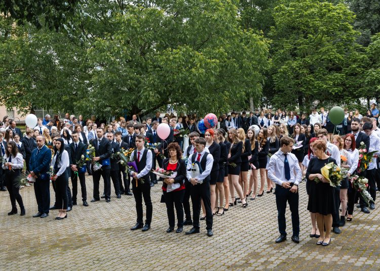 Galéria: így ballagtak a váci diákok