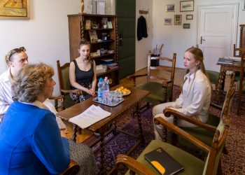 A diákpolgármestert és helyetteseit fogadta irodájában Matkovich Ilona