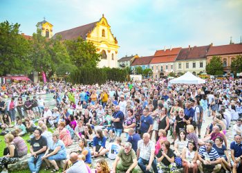 Óriási érdeklődés mellett zajlott a Tavaszi Fesztivál – videóval