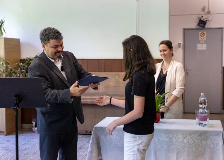 Kiosztották az Én Deákváram díjait