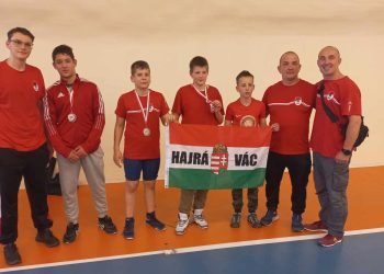 Három ezüstérmet hoztak a váci birkózók az országos bajnokságról
