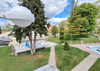 Június 7-től nyitva a váci strand