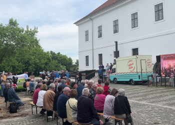 Szóba sem került a váci híd vagy a gödi akkumulátorgyár Imre Zsolt fórumán