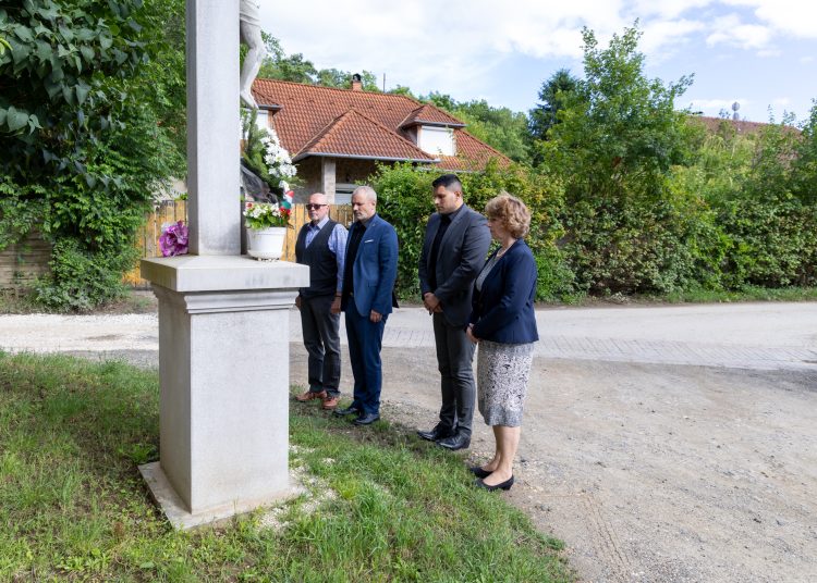 Váci megemlékezés a nemzeti összetartozás napján