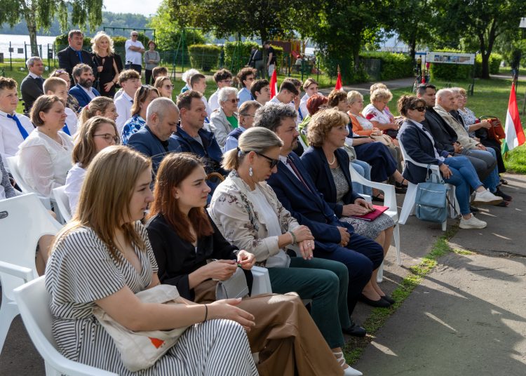 Váci megemlékezés a nemzeti összetartozás napján