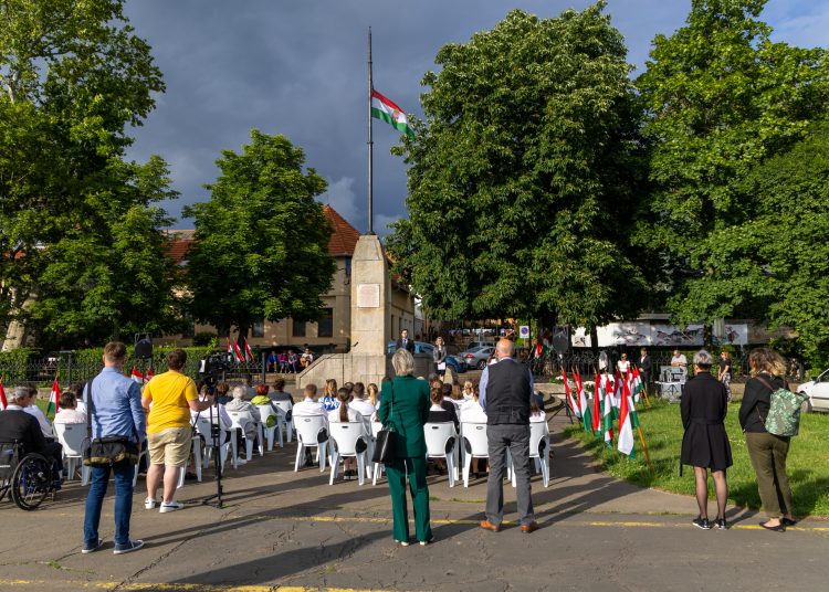 Váci megemlékezés a nemzeti összetartozás napján